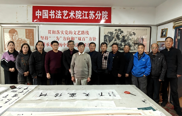 合影.jpg