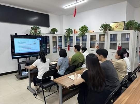 北京市通州区梨园镇社会工作服务中心培训赋能提质增效