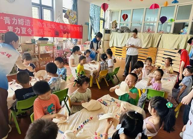 北京市通州区万盛北里社区青力夏令营增智助长
