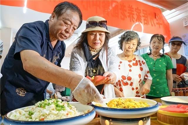 王致和腐乳摊鸡蛋 北京过三伏有了新吃法