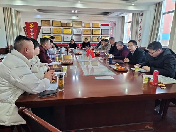 安徽太和县坟台镇举行成功人士暨企业家新春座谈会