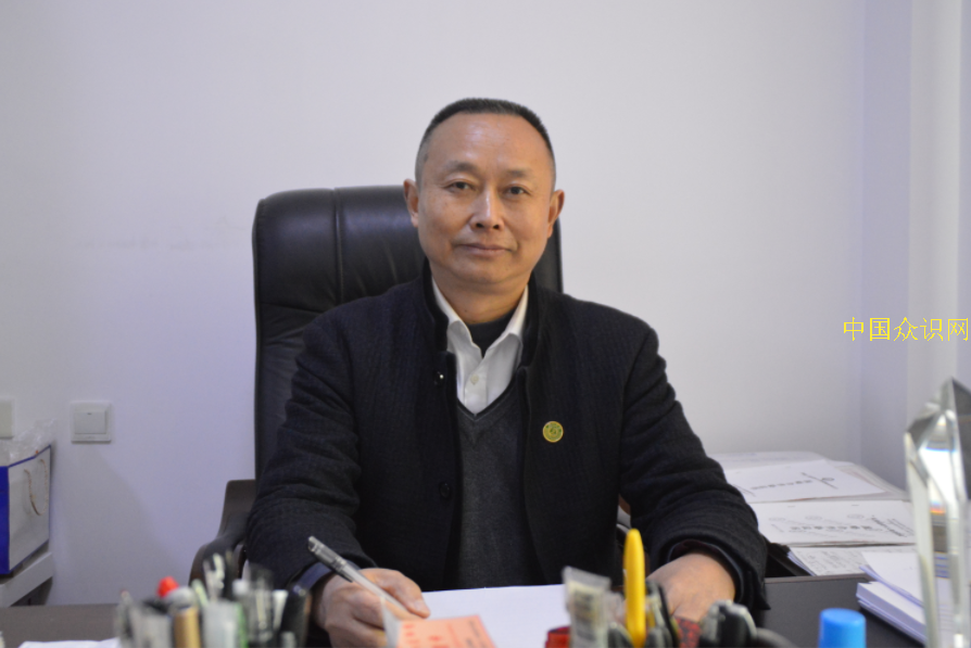 杜龙升   南充市退役军人就业创业促进会 推动南充商业文化经济发展