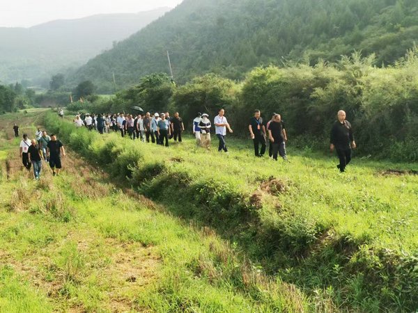 情系瓦罐岭：红色热土上的传奇与新生