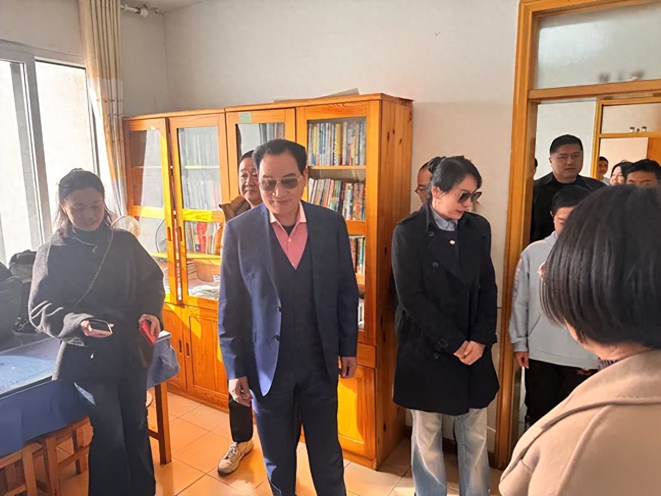 王玉印情系儿童福利院，帮扶贫困儿童成长