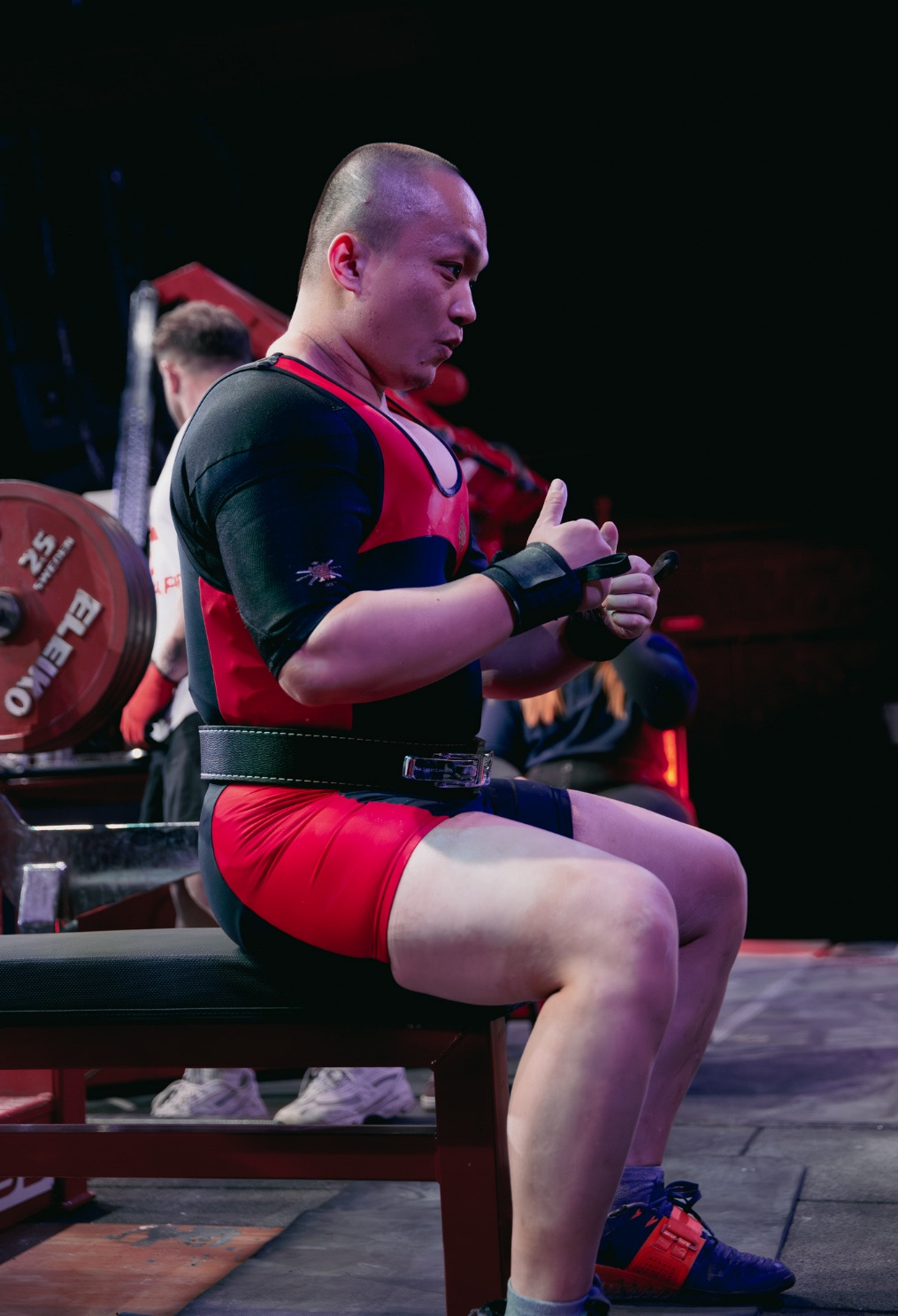 UBC华人学子陈威澈征战IPL世锦赛 带伤打破多项世界纪录1.png