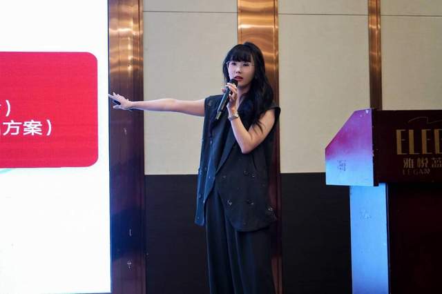 以心为炬，以终为始——四川升学姜老师在教